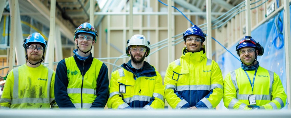 Etsitkö uusia haasteita turvalaite-, paloilmoitin- tai sähköasentajana?