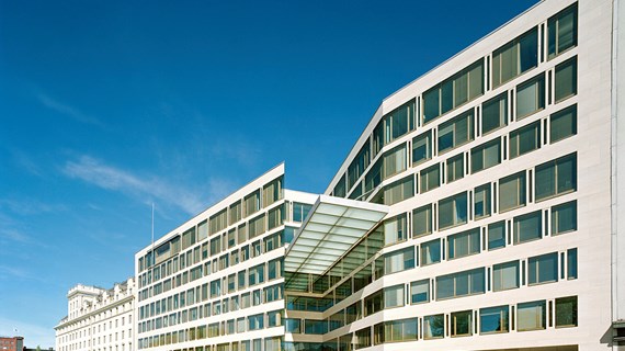 Energiamanagerointia ja etähallintaa Kevalle yli sadassa kiinteistössä